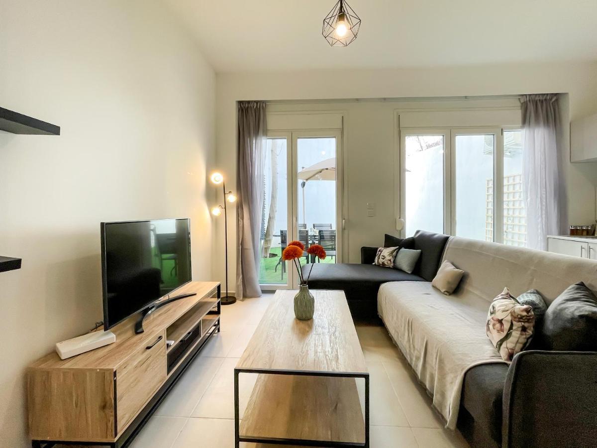 Soho Modern 55Sqm Studio With Secret Garden Lägenhet Aten Exteriör bild