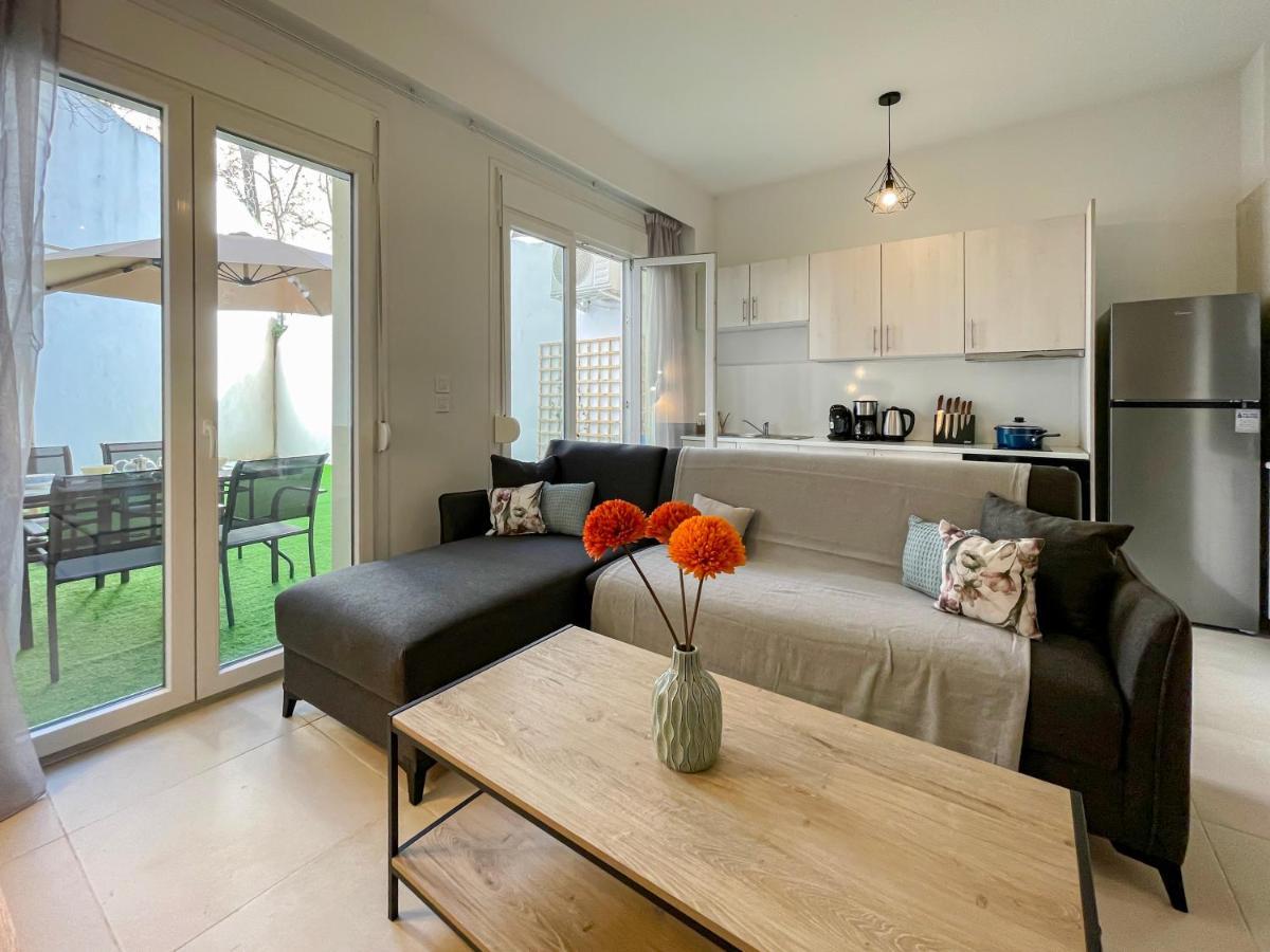 Soho Modern 55Sqm Studio With Secret Garden Lägenhet Aten Exteriör bild